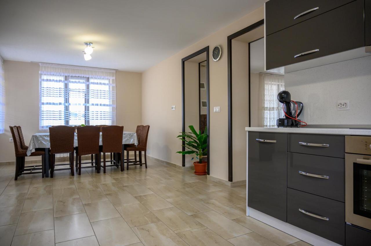 Къща За Гости „Жоро И Дани “ Villa Sapareva Banya Dış mekan fotoğraf